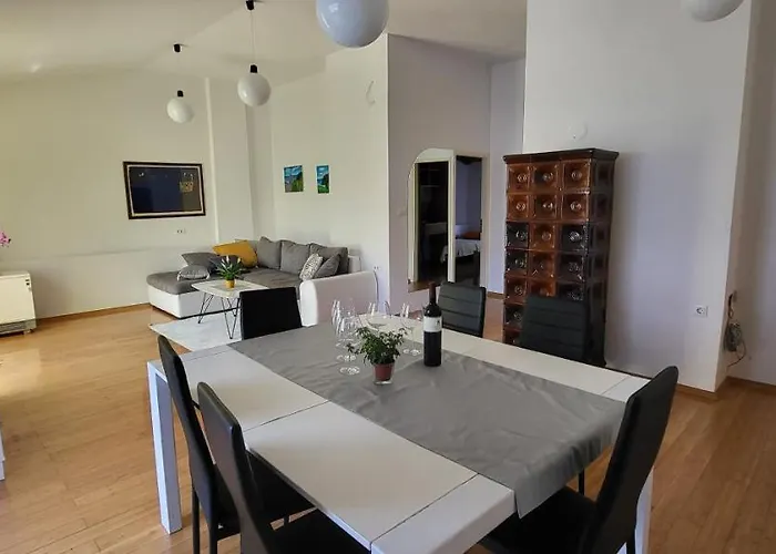 Apartment Petra Pekica
